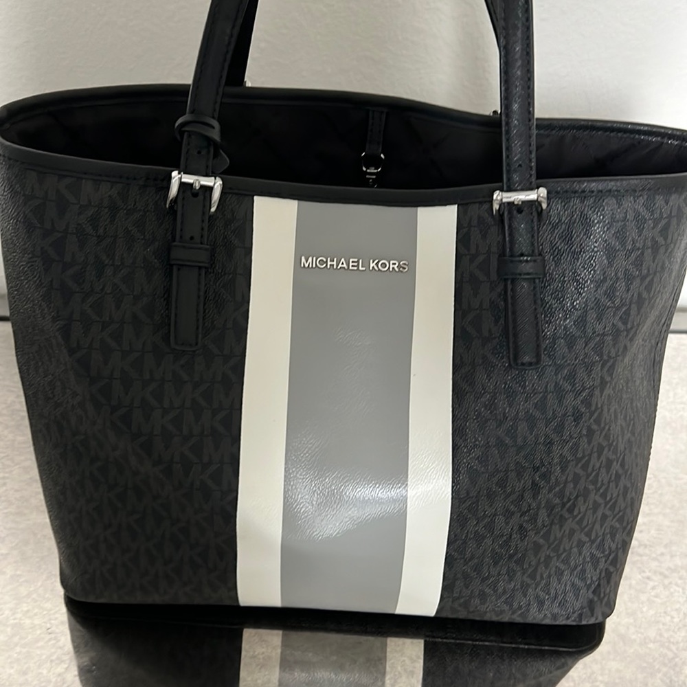 Michael Kors Tote